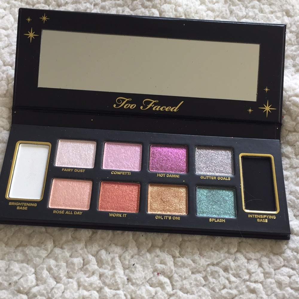 NWOT TOO FACED PALETTE